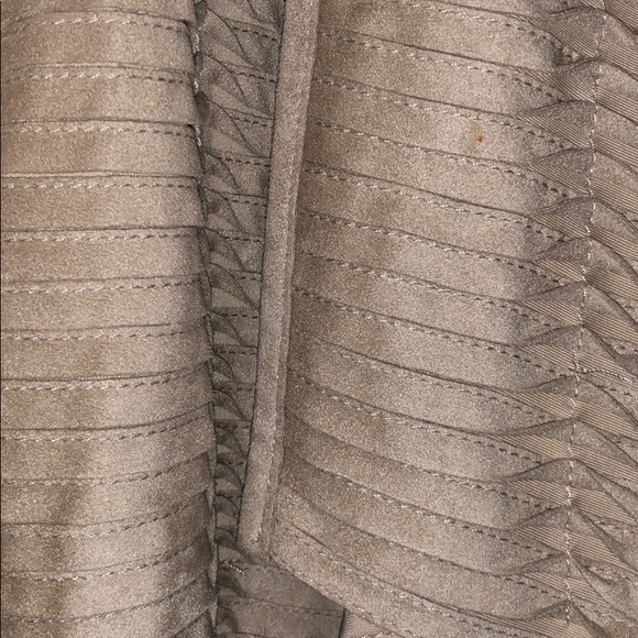 Jacket - Picture 4 of 4